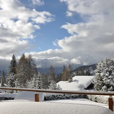 Gorgeous And Spacious Chalet Near The Center Villa